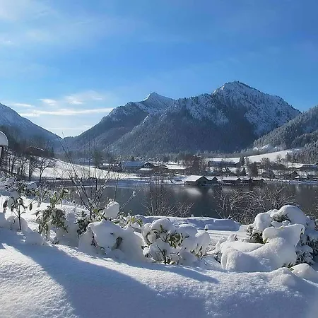 Magdalena - Ruhig, Zentral, Schoene Sonnenterrasse * Schliersee